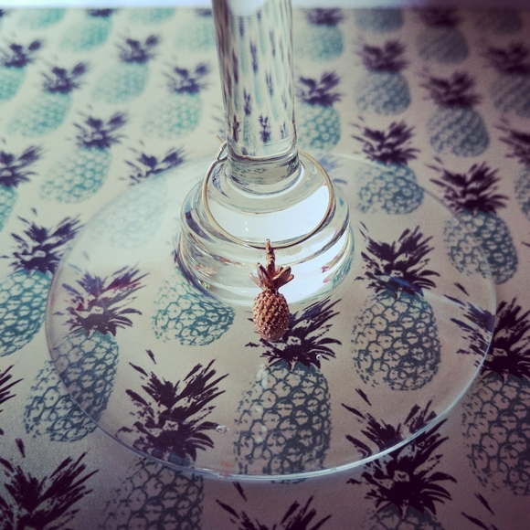Pineapple Wine Charms - Picture 2 of 3